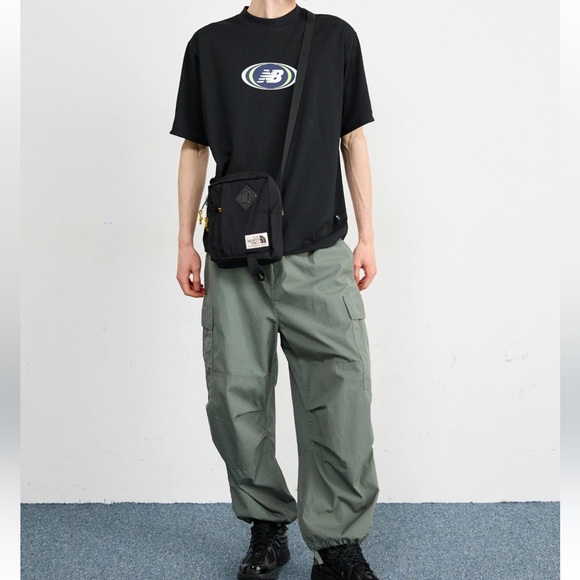 The North Face
BERKELEY CROSSBODY UNISEX - Across body bag - Picture 10 of 14